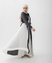 Open Pleated Abaya