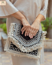 Elegance Linen Clutch